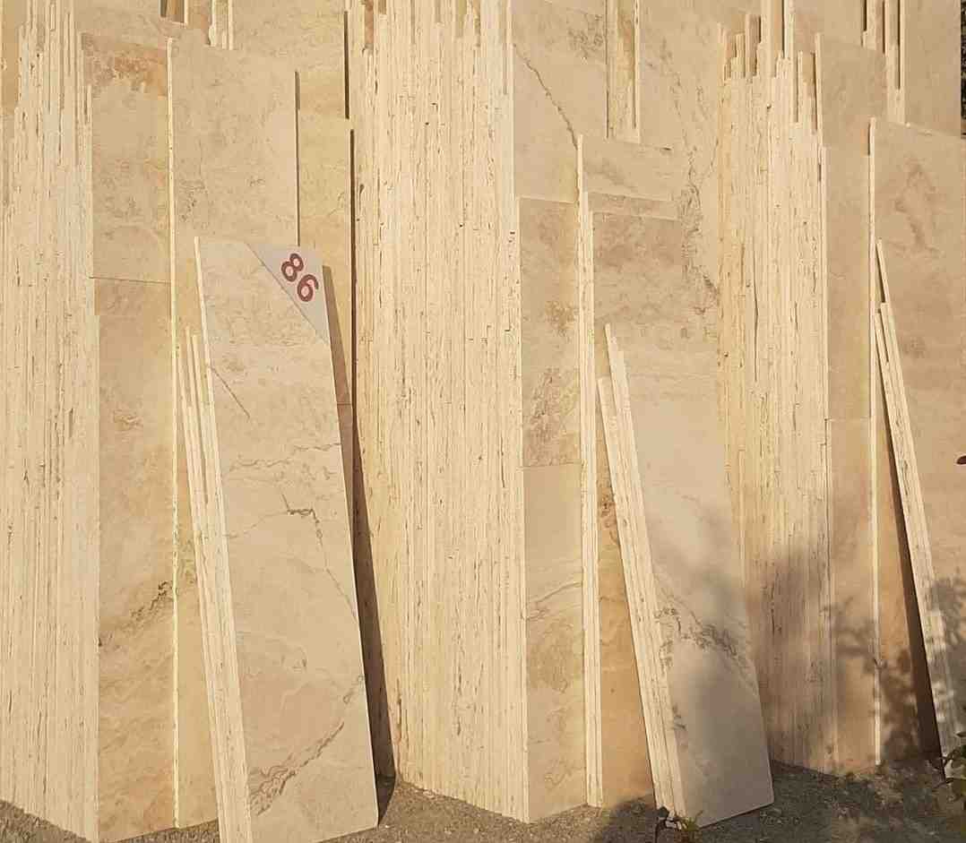 تصویر 2 از سنگ تراورتن حاجی آباد با فرآوری استاندارد و مناسب پروژه های ساختمانی بزرگ